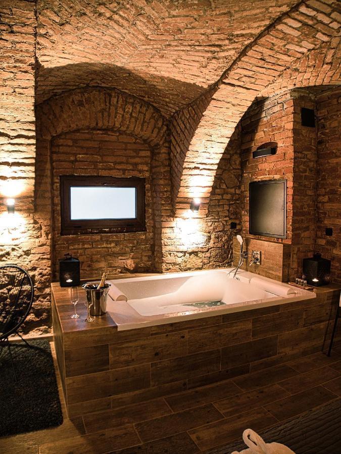 Wellness Gallery Apartments Liberec Buitenkant foto