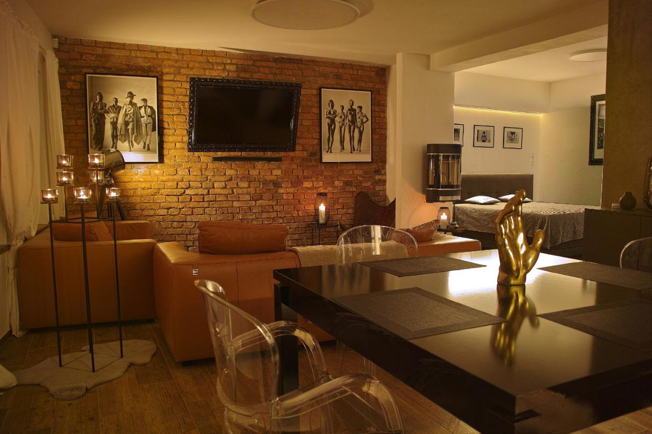 Wellness Gallery Apartments Liberec Buitenkant foto