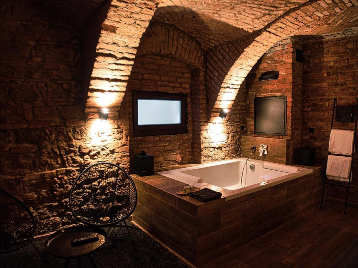 Wellness Gallery Apartments Liberec Buitenkant foto